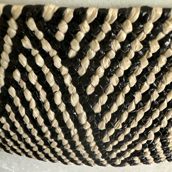 Vince Camuto Stretch Belt Size S/M - Picture 6 of 14